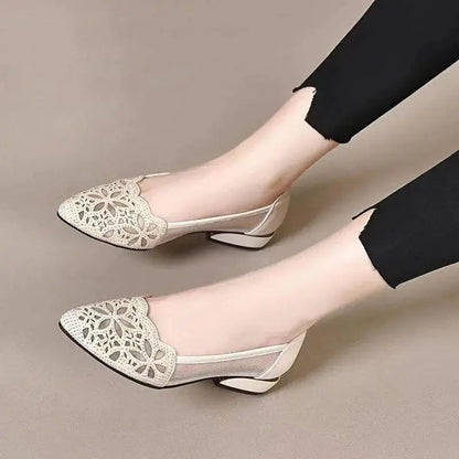 Sapato Confort Florença – Detalhes em Renda e Strass