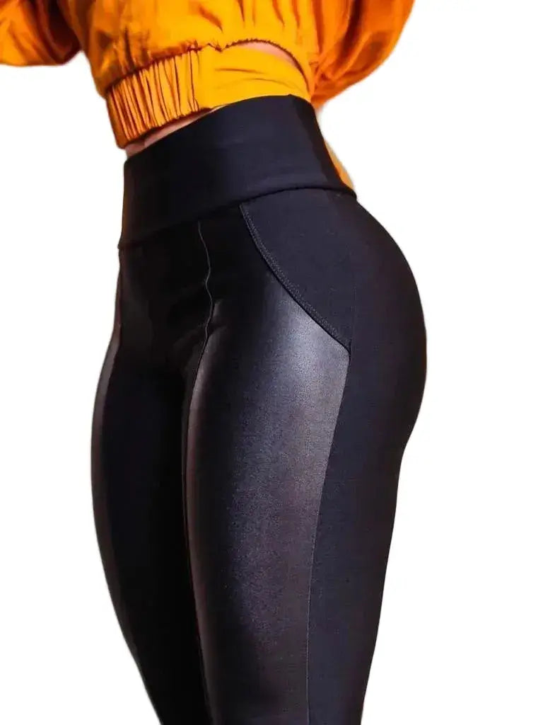 Calça Legging de Inverno Flanelada com Acabamento Cirrê