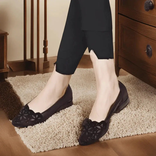Sapato Confort Florença – Detalhes em Renda e Strass