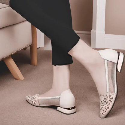 Sapato Confort Florença – Detalhes em Renda e Strass